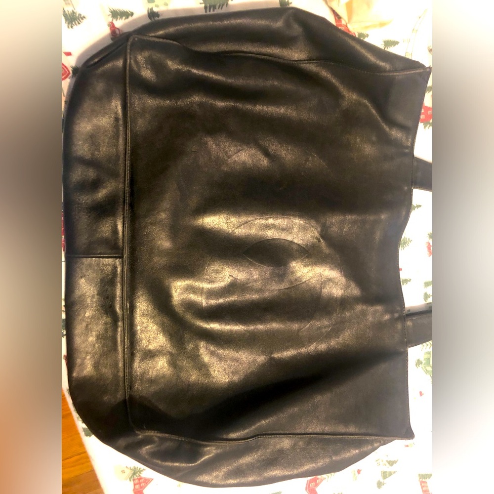 Chanel vintage calfskin bag